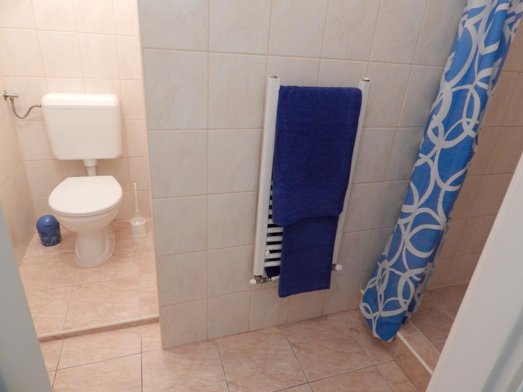 Csillagvirag Apartman Appartement Mosonmagyaróvár Buitenkant foto